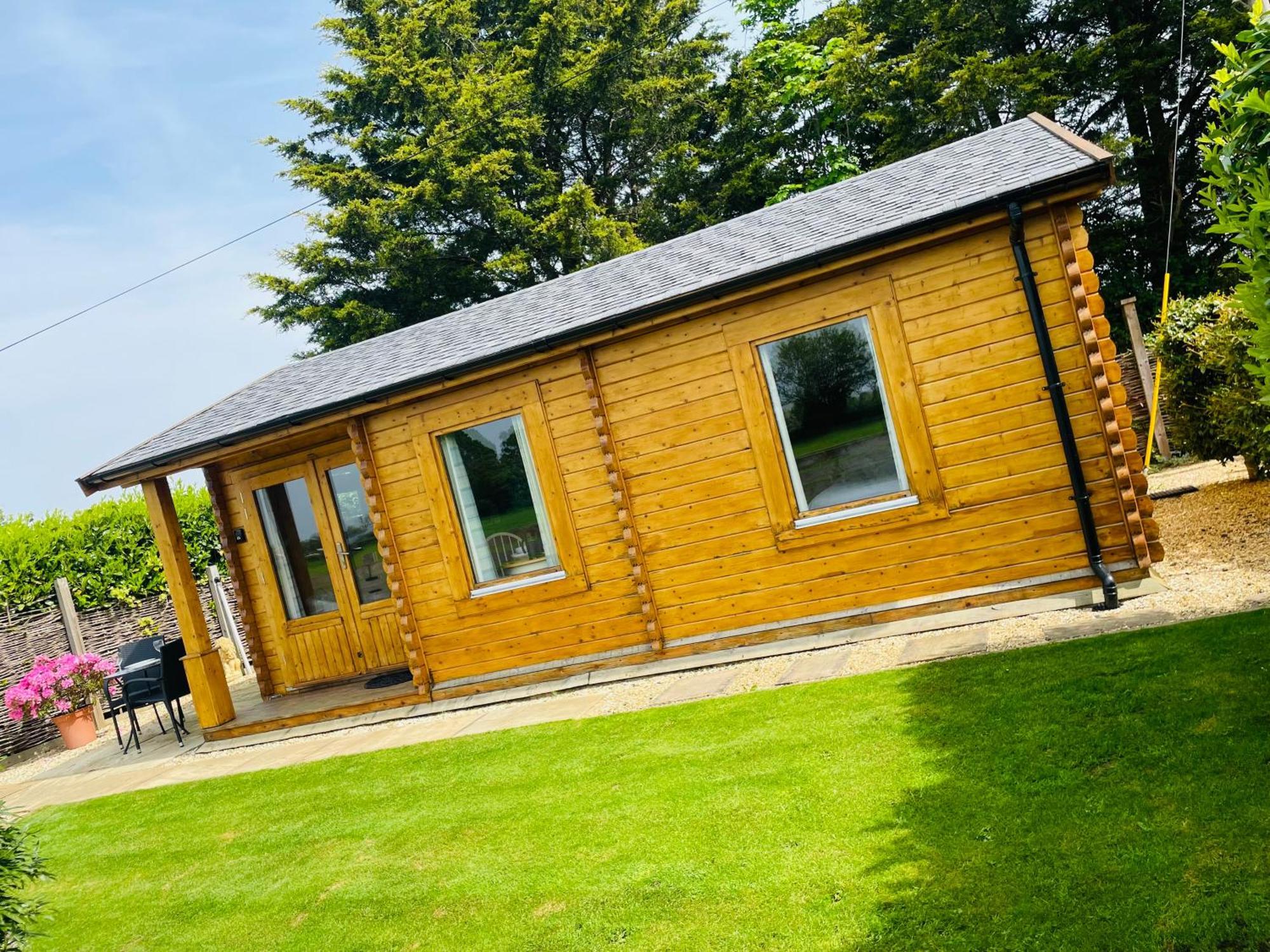 Keepers Lodges Broadway  Exterior photo